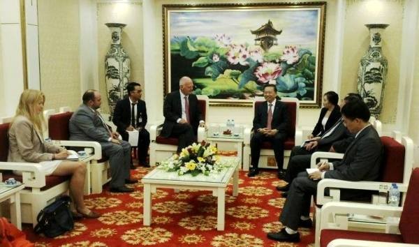 Thượng tướng Tô Lâm, Thứ trưởng Bộ Công an tiếp ngài Franz Jessen, Đại sứ, Trưởng Phái đoàn Liên minh châu Âu