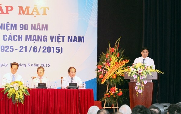 Thủ tướng Nguyễn Tấn Dũng gặp gỡ, chúc mừng những người làm báo Việt Nam ảnh 3