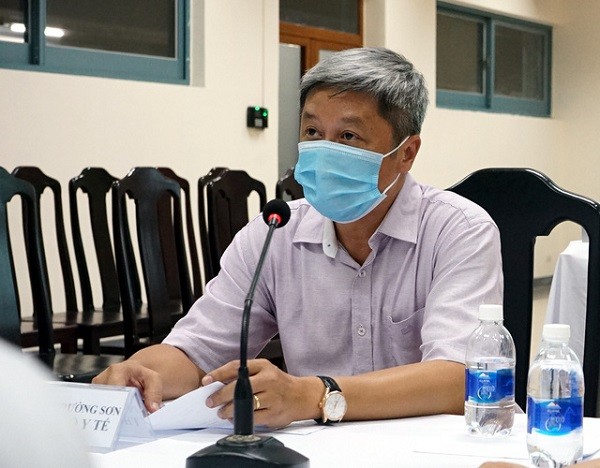 Thứ trưởng Nguyễn Trường Sơn chỉ đạo chống dịch ở Đà Nẵng