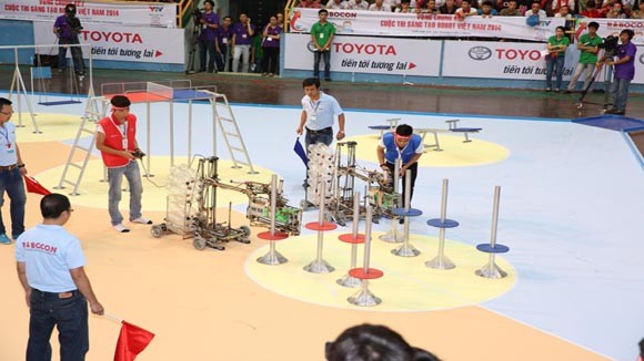 Robocon Viet Nam 2014: Nhiều chiến thắng tuyệt đối ảnh 1