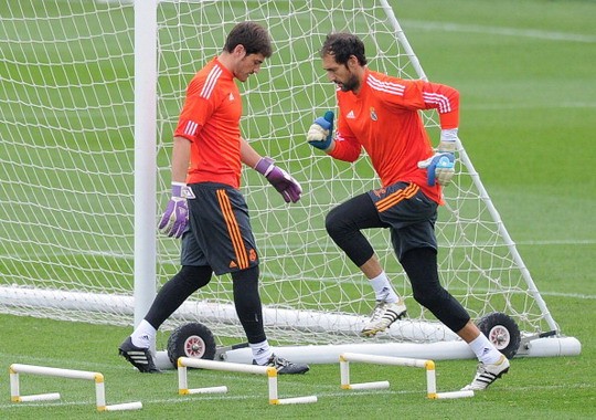Casillas muốn thi đấu đến năm 40 tuổi ảnh 1