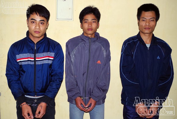 Nghi vợ có bồ, chồng thuê người tạt axit ảnh 1