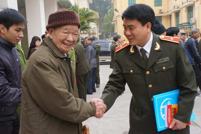 CATP Hà Nội gặp mặt, chúc tết cán bộ hưu trí qua các thời kỳ ảnh 3