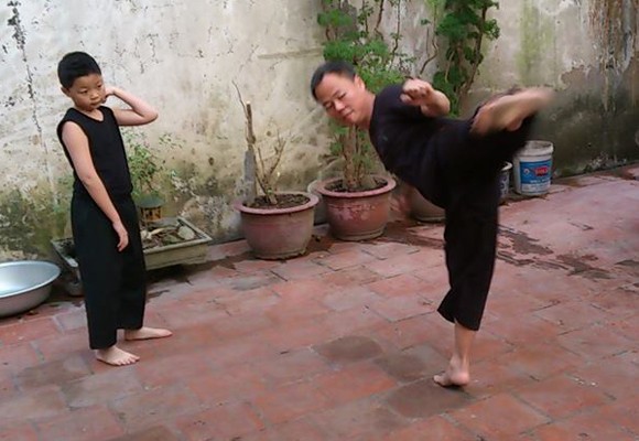 Khói tan loãng, hòn than ủ đỏ ảnh 3