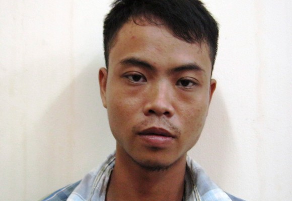 Vung dao đâm chết người yêu giữa đường phố ảnh 1