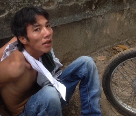 Bị bắt khi đang “ôm” 1,1 kg heroin ảnh 1