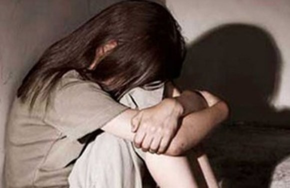 Nữ sinh lớp 7 đổi "cái ngàn vàng” lấy tiền... đóng học phí ảnh 1
