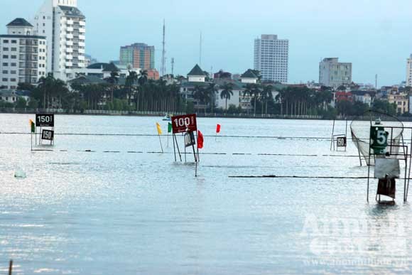 Giải mã về “sân” golf trên mặt nước và chuyện... hết thiêng của hồ Tây ảnh 5