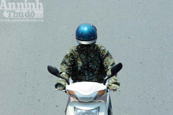 "Cuộc chiến" gìn giữ nhan sắc giữa trời 40 độ ảnh 11