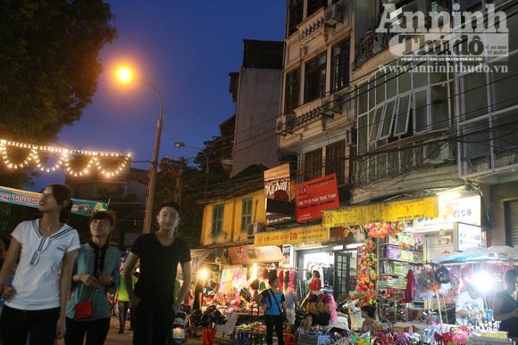 Tìm về Hàng Mã lựa quà Trung thu ảnh 10