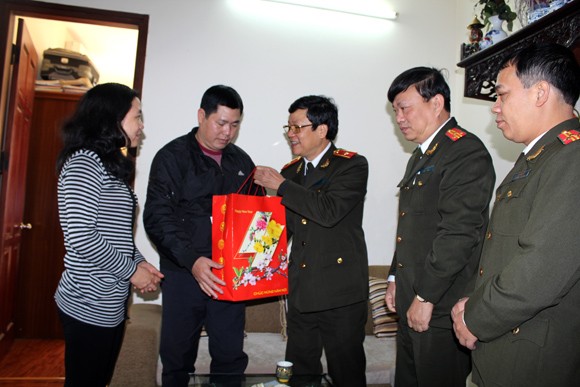Nghĩa tình đồng đội khi mùa Xuân đến ảnh 3