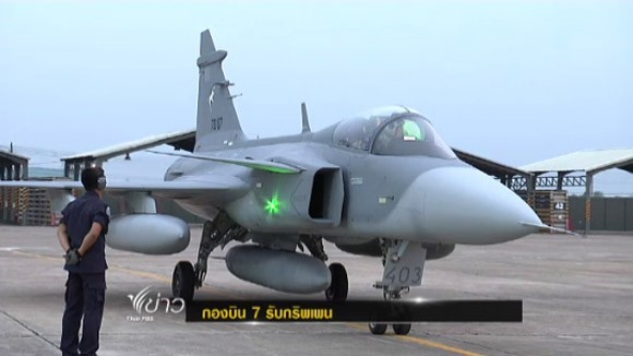 Không quân Thái tiếp nhận 3 máy bay tiêm kích Gripen-39 C ảnh 1