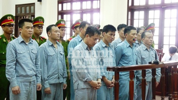 Xét xử đường dây buôn bán hành trăm bánh heroin xuyên quốc gia ảnh 1