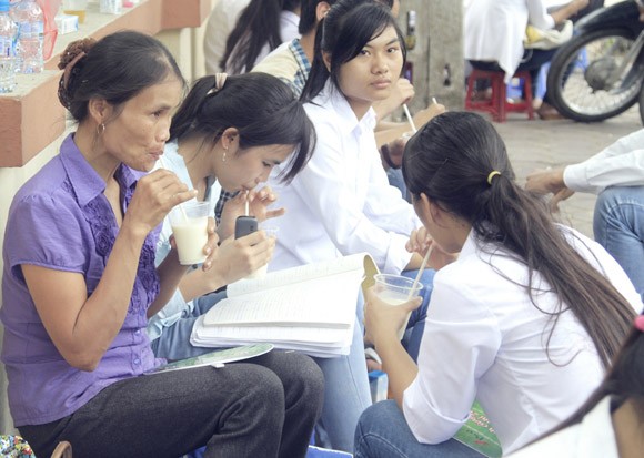 1.000 cốc Tào phớ thật xóa tan mệt mỏi, lo âu của sĩ tử và phụ huynh ảnh 8