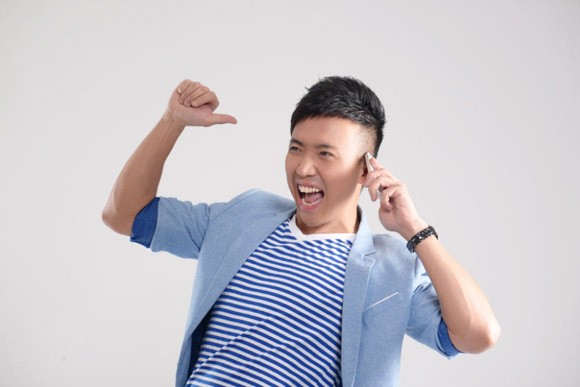 Trấn Thành "nổi loạn" trong những shoot hình mới ảnh 1