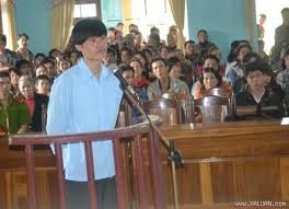 Lòng vị tha vô bờ của người vợ bị chồng thiêu sống ảnh 1