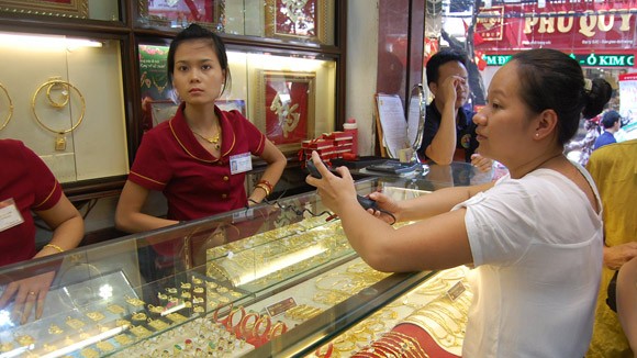Giá vàng lại “nổi sóng” ảnh 1