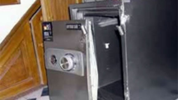 800 triệu đồng trong két sắt “bốc hơi” ảnh 1