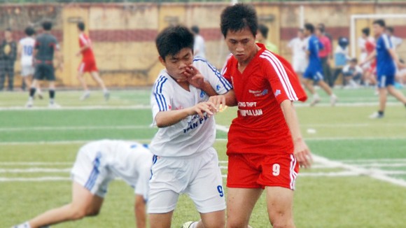 Giải Bóng đá học sinh THPT Hà Nội - Báo ANTĐ lần thứ XI - Cúp Megastar 2011: Tăng tốc ảnh 1