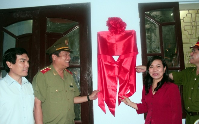 Khánh thành Nhà tình nghĩa tặng thân nhân liệt sỹ Nguyễn Văn Út ảnh 2