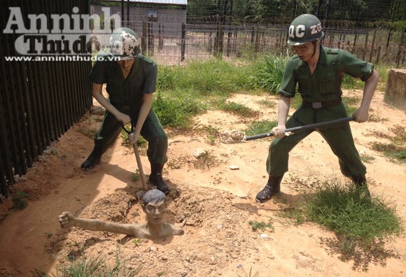 Những kiểu tra tấn, giết người man rợ và tàn độc ảnh 20