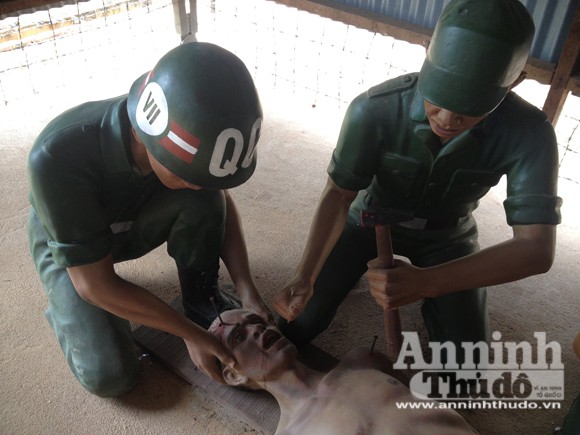 Những kiểu tra tấn, giết người man rợ và tàn độc ảnh 7