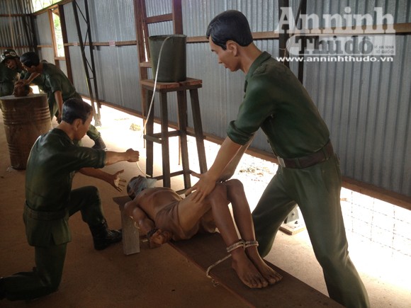 Những kiểu tra tấn, giết người man rợ và tàn độc ảnh 12