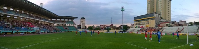 Văn Quyến thành tâm điểm trong trận đấu châu lục ảnh 1