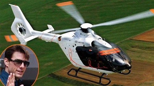 Tom Cruise dự derby Manchester bằng trực thăng ảnh 1