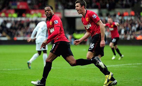 Manchester United vô địch lượt đi ảnh 3