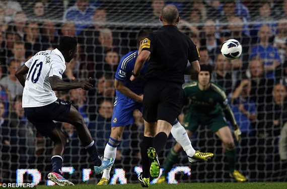 Chelsea 2-2 Tottenham: Cuộc đua Champions League thêm gay cấn ảnh 2