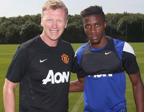 Chùm ảnh: David Moyes trên sân tập tại MU ảnh 4