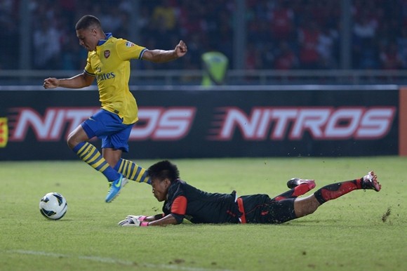 Arsenal tạo ra mưa bàn thắng tại Indonesia ảnh 2