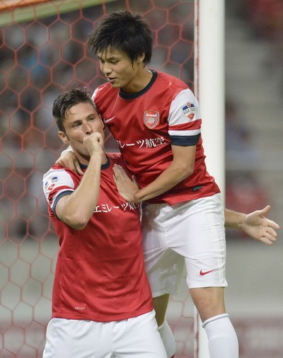 Học trò của HLV Wenger đánh bại CLB cũ của thầy ảnh 1