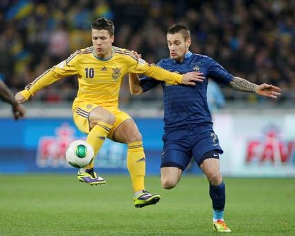 Ukraina 2-0 Pháp: "Gà trống" im tiếng ở Kiev ảnh 2