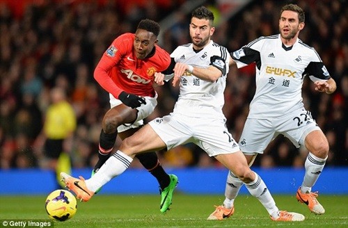 MU 2-0 Swansea: Hết mưa trời lại sáng ảnh 2