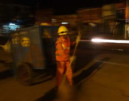 Công việc ca kíp có thể làm tăng nguy cơ đau tim ảnh 1