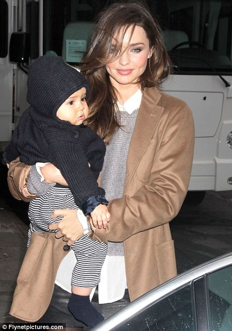 Lộ diện con trai của "thiên thần nội y" Miranda Kerr ảnh 4