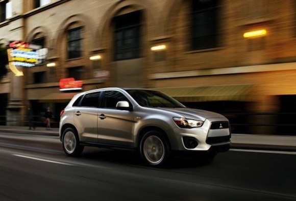 Mitsubishi Outlander Sport 2014: Ấn tượng an toàn và tiện lợi ảnh 1