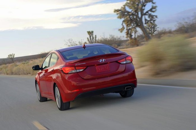 Hyundai chính thức giới thiệu Elentra Sport 2014 ảnh 1