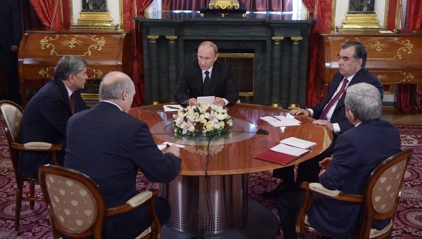 Tổng thống Putin cảnh báo chủ nghĩa dân tộc vũ trang le lói ở châu Âu ảnh 1