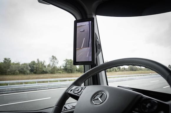 Mercedes-Benz Future Truck 2025: Chiếc xe tải đến từ tương lai ảnh 9