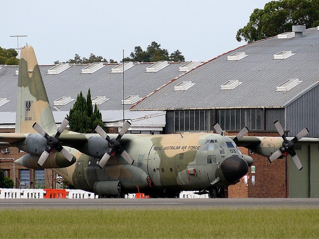 Australia không bán mà tặng máy bay và tàu chiến cho Indonesia ảnh 1