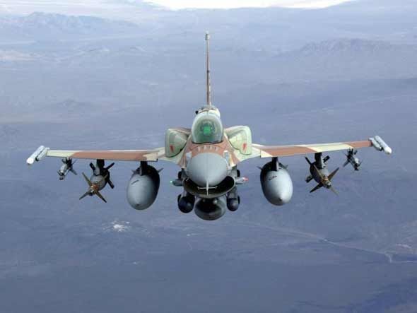 Máy bay chiến đấu F-16 của Israel đâm xuống Địa Trung Hải ảnh 2