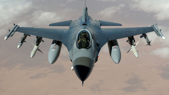 Máy bay chiến đấu F-16 của Israel đâm xuống Địa Trung Hải ảnh 1