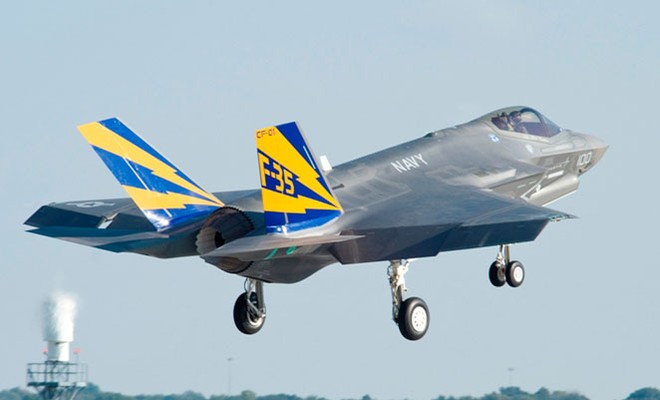 X-47B: Đối thủ thách thức đáng gờm của F-35 ảnh 3