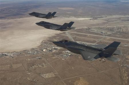 Mỹ "bơm tiền" mua thêm 71 máy bay chiến đấu tàng hình F-35 ảnh 1