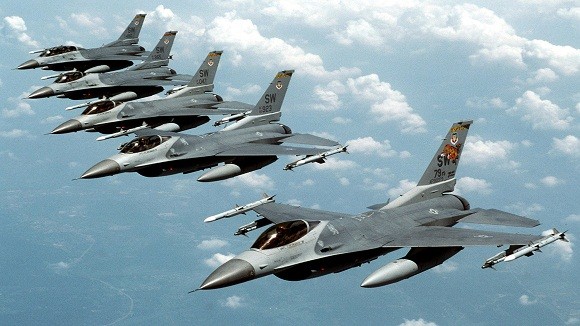 Israel không kích cả Dải Gaza chỉ vì 1 quả rocket ảnh 1