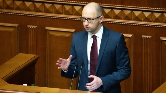 Quốc hội bác đơn từ chức của Thủ tướng Arseniy Yatsenyuk ảnh 1