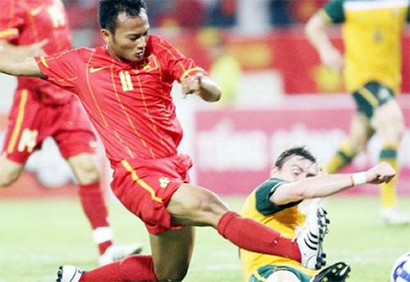 Trọng Hoàng được xướng tên trong đội hình tiêu biểu châu Á tháng 10 ảnh 1